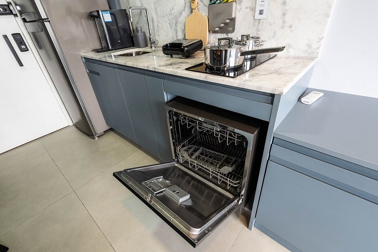 Studio em Pinheiros c/ piscina rooftop - P607