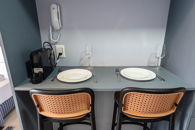 Studio em Pinheiros c/ piscina rooftop - P607