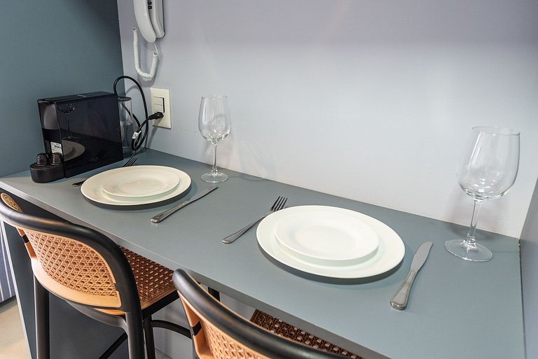 Studio em Pinheiros c/ piscina rooftop - P607