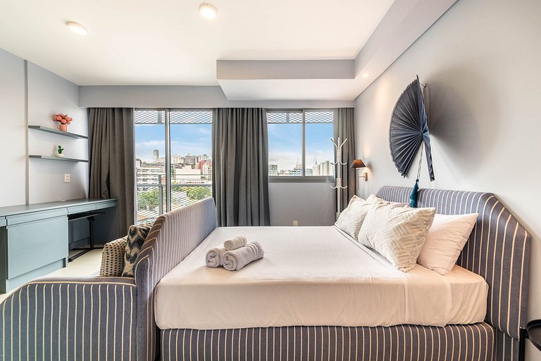 Studio em Pinheiros c/ piscina rooftop - P607