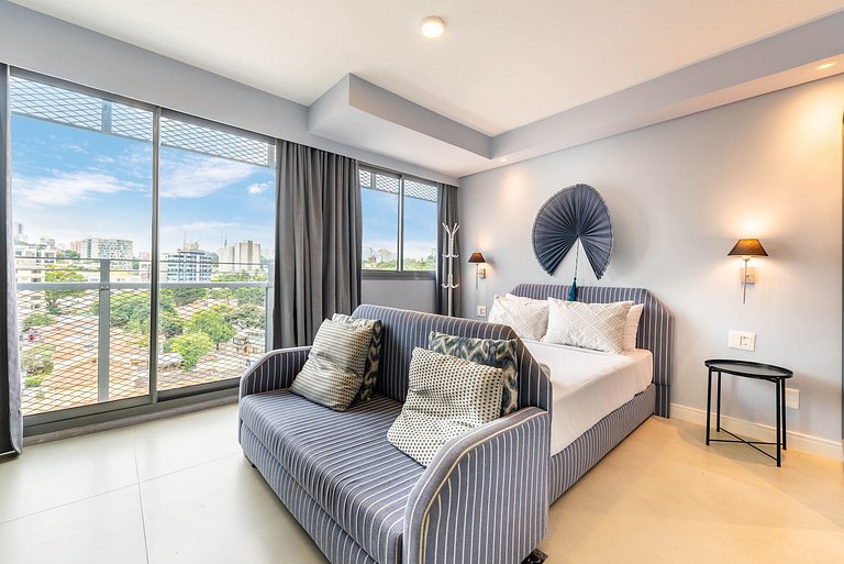 Studio em Pinheiros c/ piscina rooftop - P607