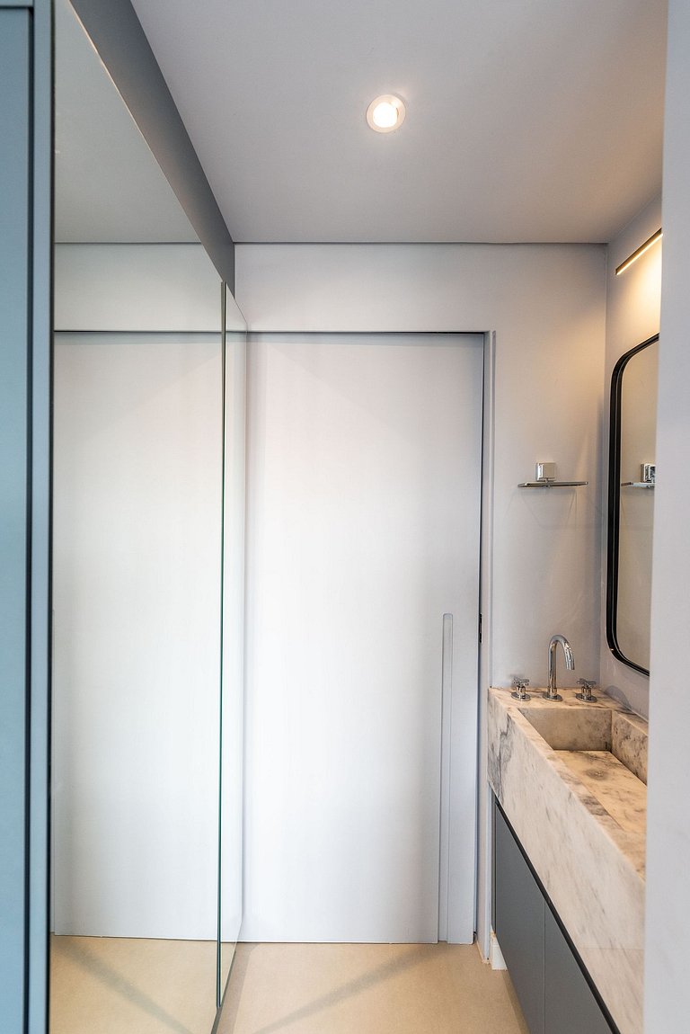 Studio em Pinheiros c/ piscina rooftop - P607