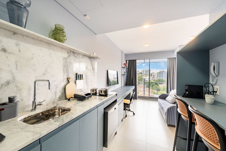 Studio em Pinheiros c/ piscina rooftop - P607