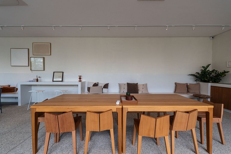 Studio em Pinheiros c/ piscina rooftop - P607