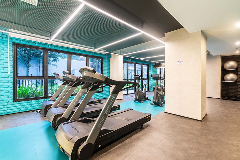 Studio em Pinheiros c/ piscina e academia - V711