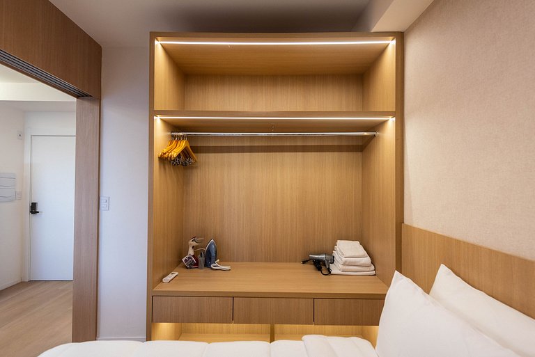 Loft Alto Padrão no Jardins com Vaga - V2206