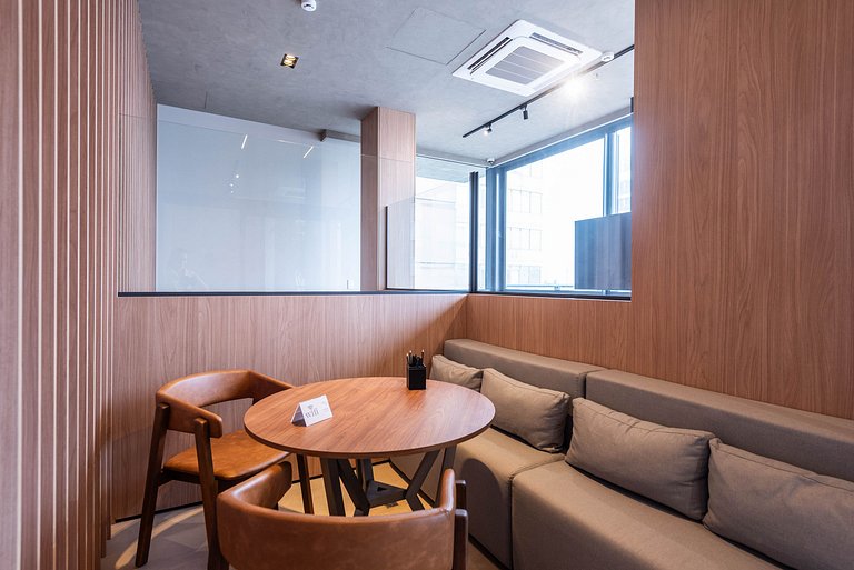 Loft Alto Padrão no Jardins com Vaga - V2206