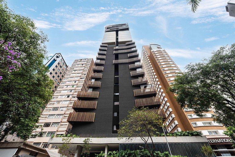 Alto Padrão no Jardim Paulista c/ Piscina - V1605