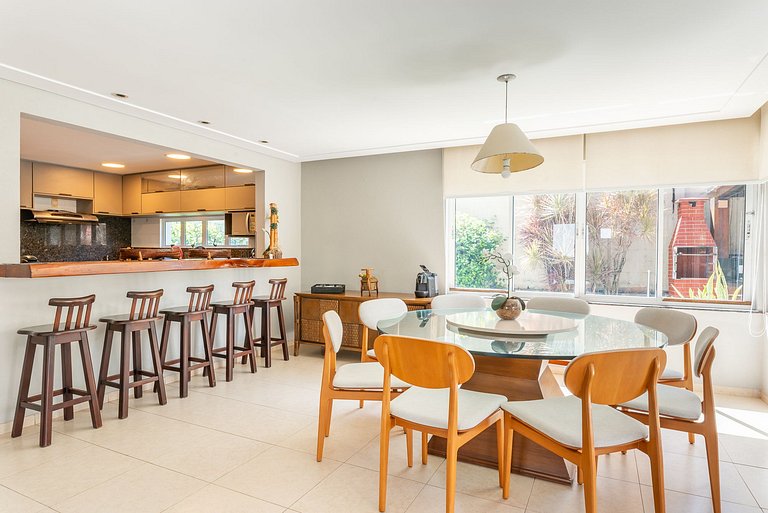 Casa Pé na Areia c/ Lazer Completo - CM